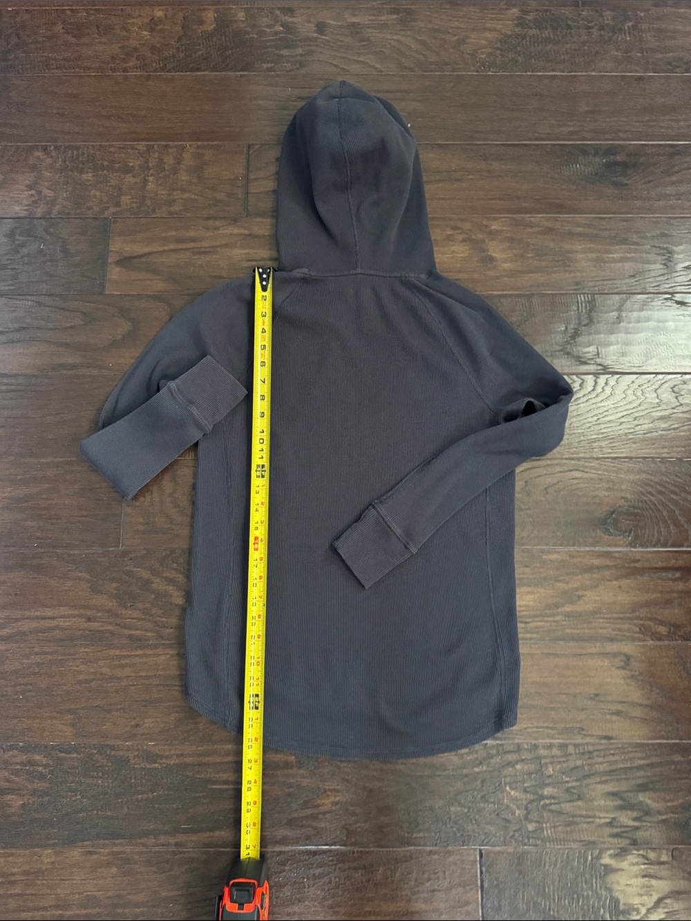 Under Armour Women's Black Long-Sleeve Look Hooded Tee - Picture 6 of 7